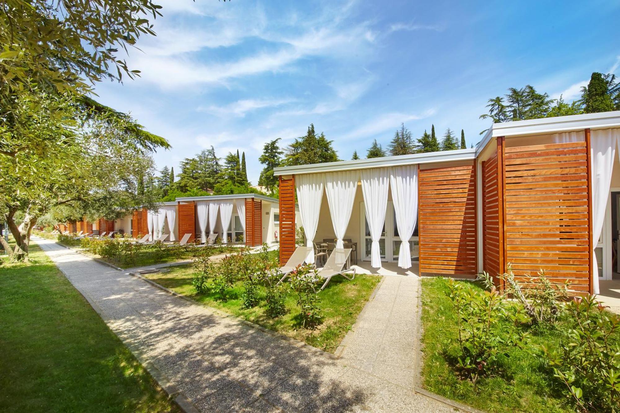 Adria Apartments - Hotel & Resort Adria Ankaran Extérieur photo